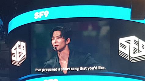 rowoon singing melody with lyric